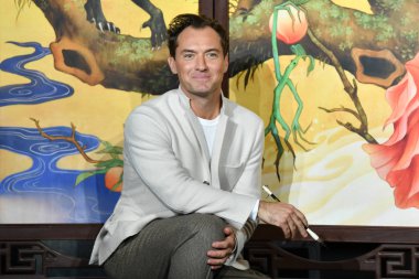 English actor Jude Law attends a fan meeting event for the movie 