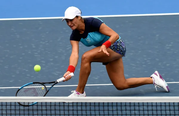 Monica Niculescu Rumania Devuelve Una Oportunidad Daria Gavrilova Australia Partido —  Fotos de Stock