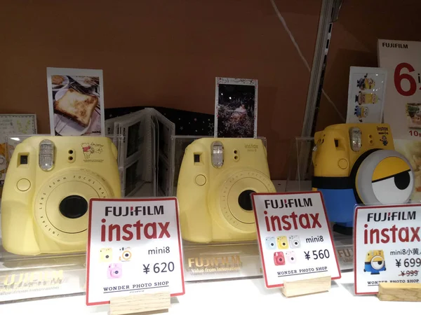 Kameror Fujifilm Holdings Corporation Till Salu Butik Shanghai Kina Oktober — Stockfoto