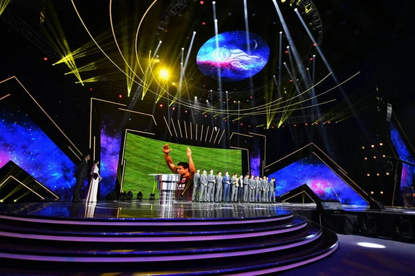 Spelers Van Shanghai Sipg Uitvoeren Vieren Het Winnen Hun Eerste — Stockfoto