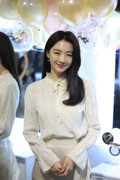 韓国女優チャン ヒジン Elroel ソウル 韓国でのプロモーション イベントに出席 2018 — ストック写真