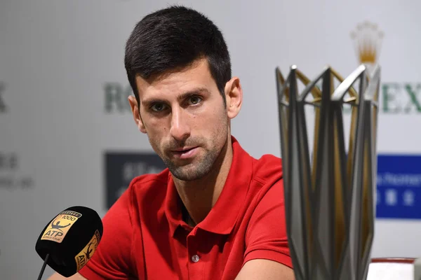 Novak Djokovic Serbii Uczęszcza Konferencji Prasowej Pokonaniu Borna Coric Chorwacji — Zdjęcie stockowe