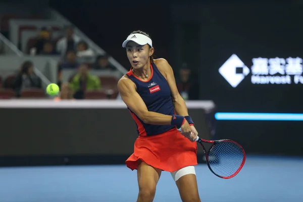 Wang Qiang China Devuelve Una Oportunidad Contra Aryna Sabalenka Bielorrusia —  Fotos de Stock