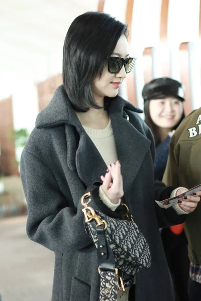 Attrice Cinese Jing Tian Fotografata All Aeroporto Internazionale Beijing Capital — Foto Stock