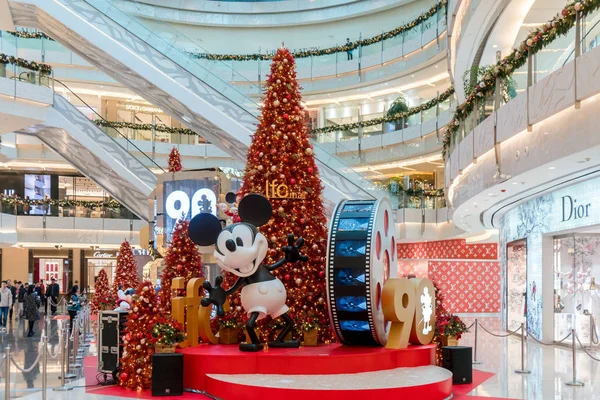 Vista Una Exposición Para Celebrar Aniversario Mickey Mouse Centro Comercial —  Fotos de Stock