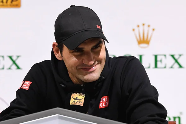 Roger Federer Aus Der Schweiz Nimmt Einer Pressekonferenz Teil Nachdem — Stockfoto