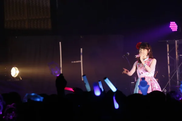 日本のアイドル ガール グループ Akb48 の柏木由紀は 彼女の最初単独コンサート 中国で 2018 日中に実行します — ストック写真