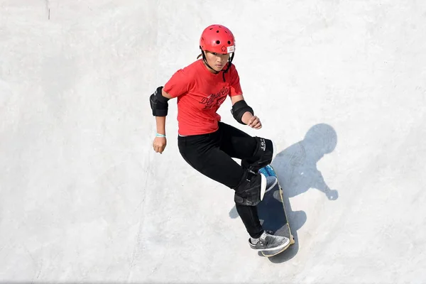 Sakura Yosozumi Japonii Konkuruje Meczu Finałowym Kobiet Podczas 2018 Skate — Zdjęcie stockowe