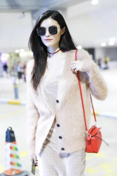 Kinesiska Supermodellen Han Sui Anländer Shanghai Hongqiao International Airport Shanghai — Stockfoto