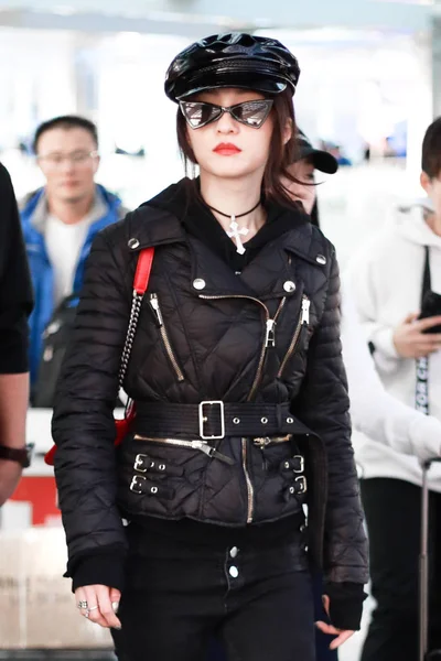 Тайваньская Певица Актриса Анджела Чанг Прибывает Аэропорт Перед Вылетом Шанхай — стоковое фото