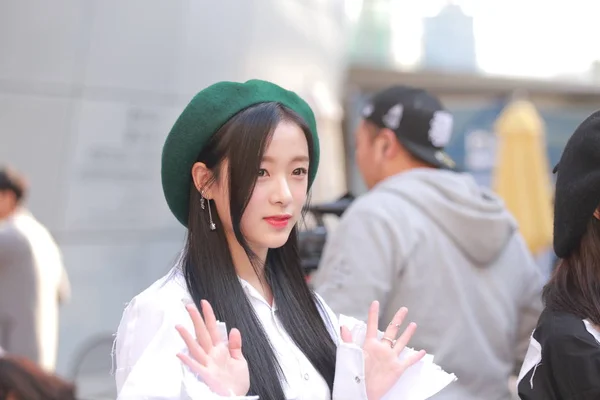 Jinsol Del Grupo Chicas Surcoreanas April Llega Desfile Moda Vibrate —  Fotos de Stock