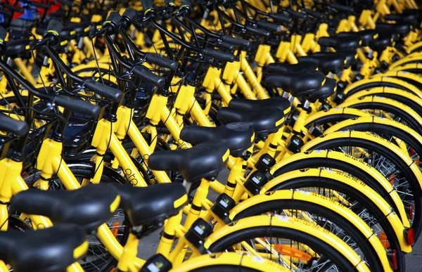 Fietsen Van Chinese Fiets Sharing Dienst Ofo Staan Opgesteld Een — Stockfoto