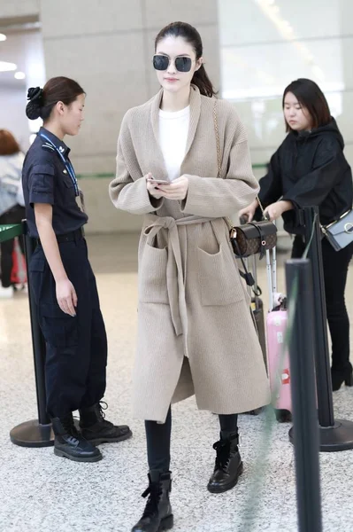 Chinese Supermodel Sui Arrives Shanghai Hongqiao International Airport Shanghai October — Stock Photo, Image