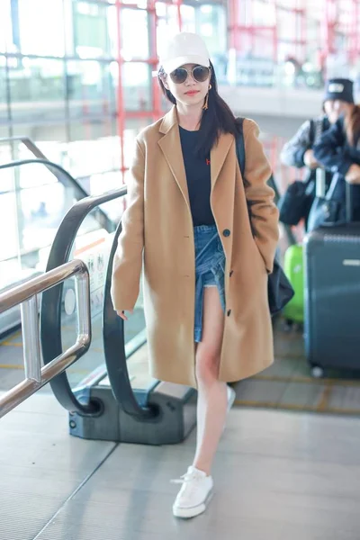 Actrice Taïwanaise Michelle Chen Est Photographiée Aéroport International Hongqiao Shanghai — Photo