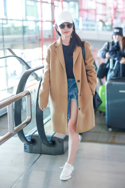 Taiwanese Actress Michelle Chen Pictured Shanghai Hongqiao International Airport Shanghai — Stock Photo, Image