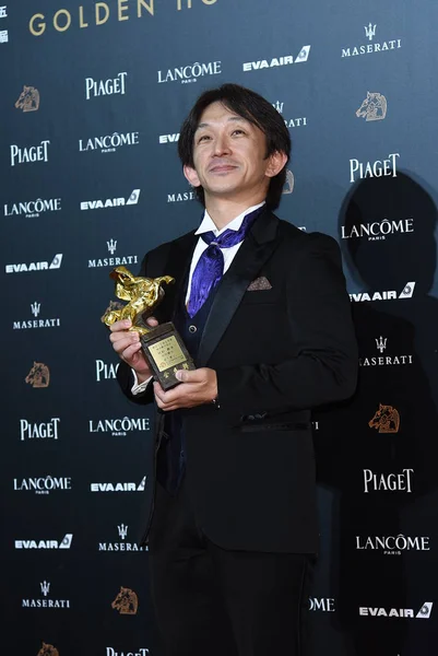 Japanese Action Director Poses His Trophy Best Action Design Movie — Stock Photo, Image