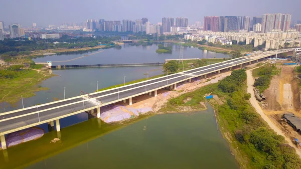 Vista Aérea Estrada Mais Elevada Guangxi Para Abrir Tráfego Cidade — Fotografia de Stock