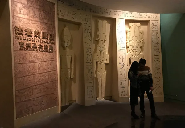Relíquias Culturais Antigo Egito Estão Exibição Durante Uma Exposição Museu — Fotografia de Stock