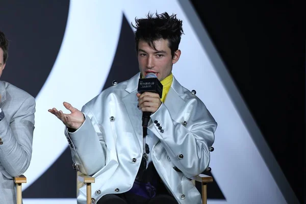 Amerikansk Skådespelare Och Sångare Ezra Miller Sköter Presskonferens För Filmen — Stockfoto