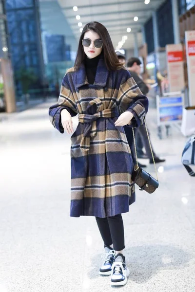 Kinesiska Supermodellen Han Sui Anländer Shanghai Hongqiao International Airport Shanghai — Stockfoto