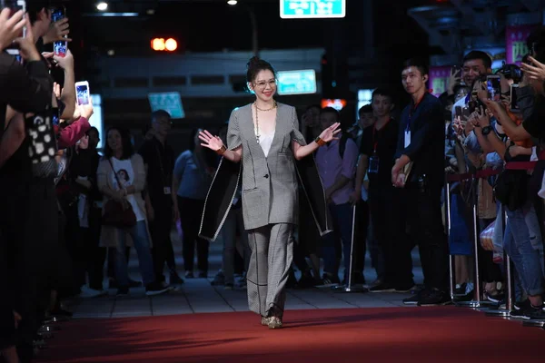 Тайванська Актриса Вівіан Хсу Пози Вона Прибула Червоному Килимі Тайбей — стокове фото