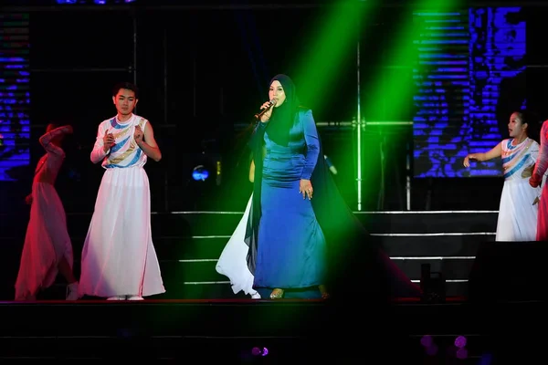 Malaysian Singer Songwriter Shila Amzah Performs 2018 Asian Music Festival — Stock Photo, Image