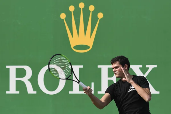 Estrella Del Tenis Canadiense Milos Raonic Participa Una Sesión Entrenamiento — Foto de Stock