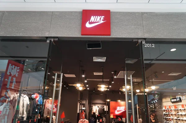 Vista Una Tienda Nike Shanghai China Octubre 2018 —  Fotos de Stock