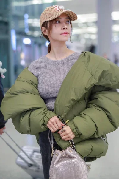 Taiwanesiska Sångerskan Jolin Tsai Anländer Till Shanghai Hongqiao International Flygplatsen — Stockfoto