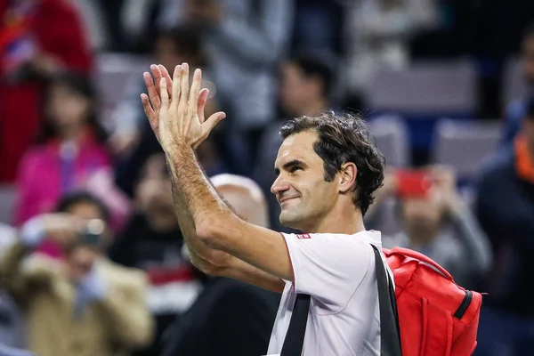 Roger Federer Suiza Saluda Los Espectadores Cuando Abandona Cancha Después — Foto de Stock