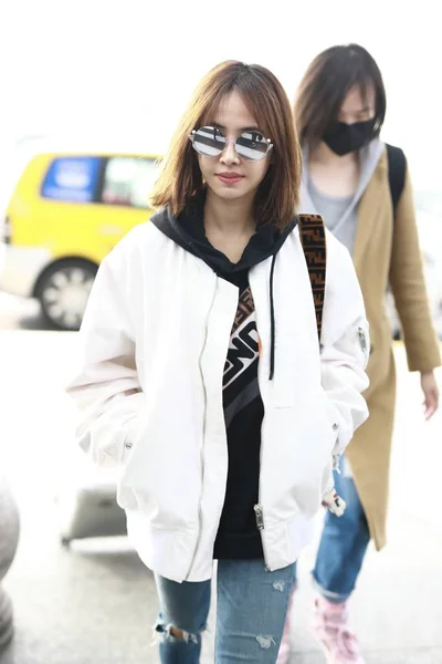 Cantante Taiwanese Jolin Tsai Arriva All Aeroporto Internazionale Shanghai Hongqiao — Foto Stock