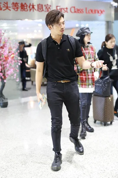 Taiwanese Actor Chen Bolin Pictured Shanghai Hongqiao International Airport Shanghai — Stock Photo, Image
