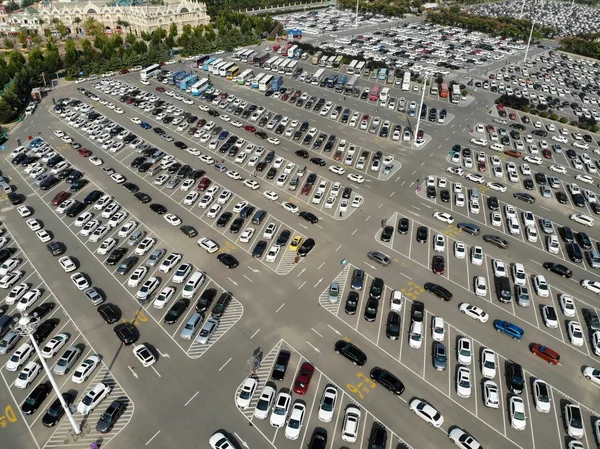 Eine Luftaufnahme Des Parkplatzes Der Während Des Nationalfeiertags Der Stadt — Stockfoto