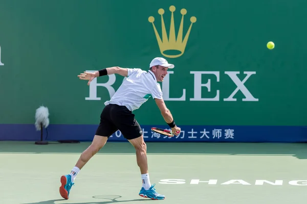 Roberto Bautista Agut Aus Spanien Gibt Andrey Rublev Aus Russland — Stockfoto