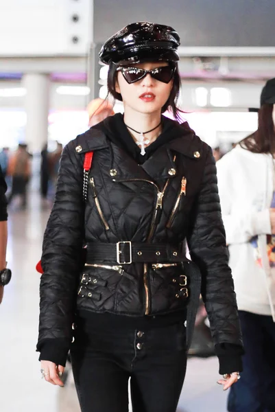 Tajvani Énekes Színésznő Angela Chang Megérkezik Repülőtér Előtt Elutazás Ban — Stock Fotó