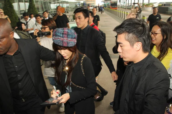 Japanese Singer Shizuka Kudo Pictured Departure Hong Kong International Airport — Stock Photo, Image