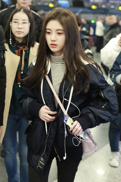 Cantante Actriz China Jingyi Llega Aeropuerto Internacional Beijing Capital Antes — Foto de Stock