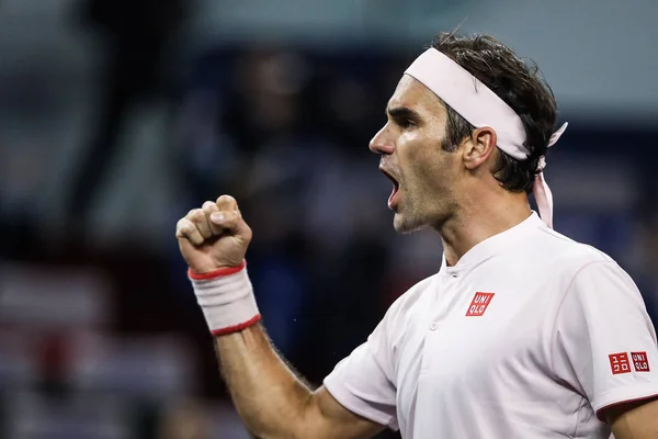 Roger Federer Suisse Célèbre Après Avoir Marqué Contre Daniil Medvedev — Photo