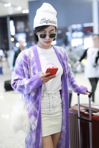Chinese Actress Victoria Song Song Qian Arrives Shanghai Hongqiao International — Stock Photo, Image