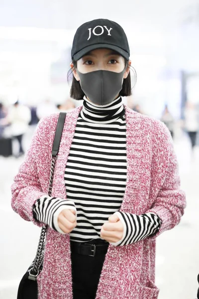 Kinesisk Skådespelerska Victoria Låt Eller Låt Qian Anländer Shanghai Hongqiao — Stockfoto