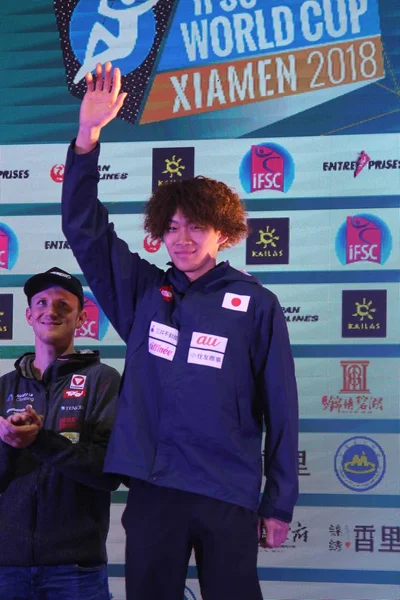 Yoshiyuki Ogata Aus Japan Nimmt Der Preisverleihung Für Die Gesamtsaison — Stockfoto