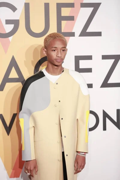 Amerykański Raper Piosenkarz Jaden Smith Dociera Louis Vuitton Volez Voguez — Zdjęcie stockowe