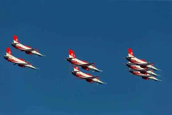 Los Aviones China Del Equipo Aerobático Hongying Decir Águila Roja — Foto de Stock