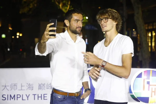 Tennista Tedesco Alexander Zverev Destra Tennista Croato Marin Cilic Partecipano — Foto Stock