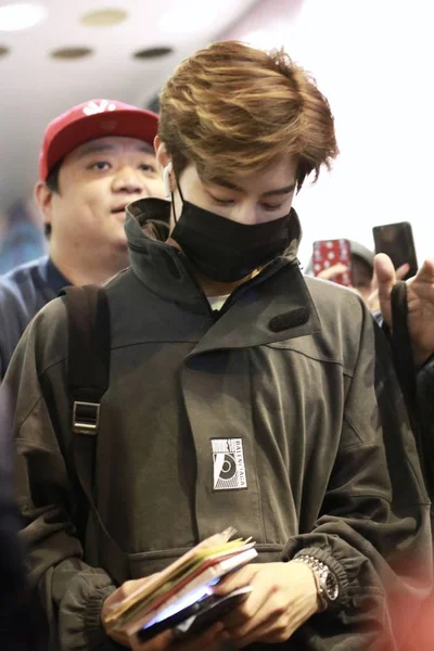 Mark Tuan Boy Band Surcoreana Got7 Llega Aeropuerto Internacional Beijing —  Fotos de Stock