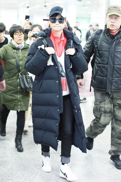 Chinese Singer Yuchun Pictured Beijing Capital International Airport Beijing China — Stock Photo, Image