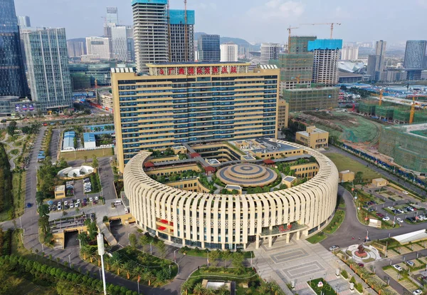 Вид Воздуха Здание Напоминающее Туалет Больнице Городе Наньнин Гуанси Чжуанский — стоковое фото