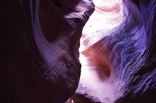 Een Weergave Van Torenhoge Ravijnen Bij Ganquan Yucha Canyon Nagesynchroniseerde — Stockfoto