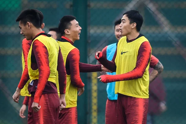 Feng Xiaoting Rätt Och Lagkamrater Kinesiska Nationella Herrarnas Fotbollslag Del — Stockfoto