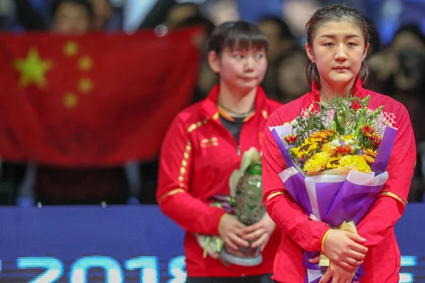 Chen Meng China Posa Com Seu Troféu Depois Derrotar Zhuojia — Fotografia de Stock